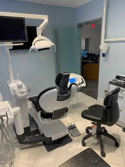 Exam Room, Boston Dental office, Advanced Cosmetic & Implant Dentistry